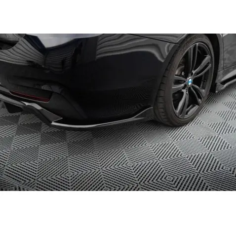 Arriere Splitter (avec une barre verticale) BMW 4 Coupe / Gran Coupe / Cabrio M-Pack F32 / F36 / F33