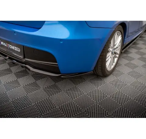 Arriere Splitter (avec une barre verticale) BMW 1 M-Pack E87 Facelift