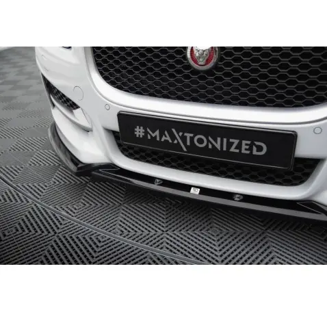 Lame Du Pare-Chocs Avant V.2 Jaguar XE R-Sport X760