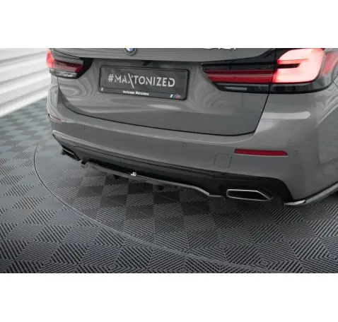 Arriere Splitter (avec une barre verticale) BMW 5 G30 / G31 Facelift