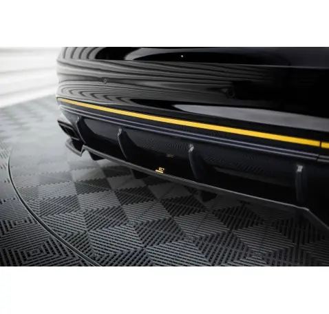 Arriere Splitter (avec une barre verticale) Mercedes-AMG CLA 45 C117 Facelift