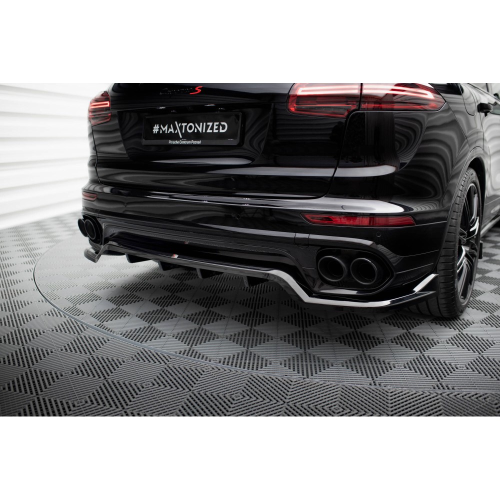 Arriere Splitter (avec une barre verticale) Porsche Cayenne Mk2 Facelift