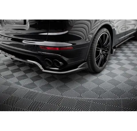 Arriere Splitter (avec une barre verticale) Porsche Cayenne Mk2 Facelift