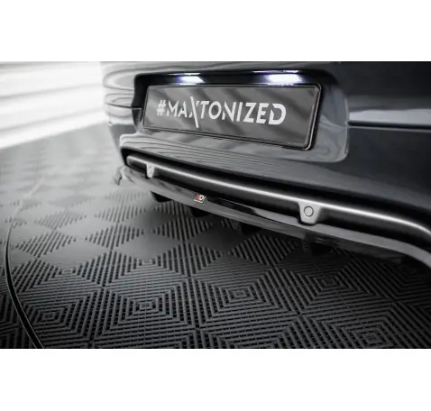 Arriere Splitter (avec une barre verticale) Renault Megane GT MK3 Facelift