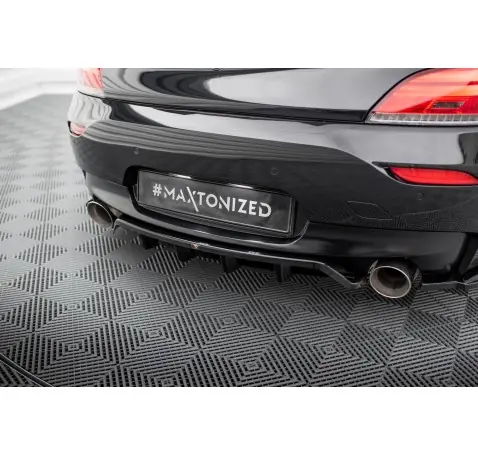 Arriere Splitter (avec une barre verticale) BMW Z4 M-Pack E89 Facelift