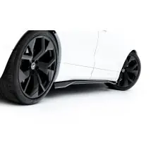 Set of Prepreg Carbon Splitters Audi RSQ8 Mk1