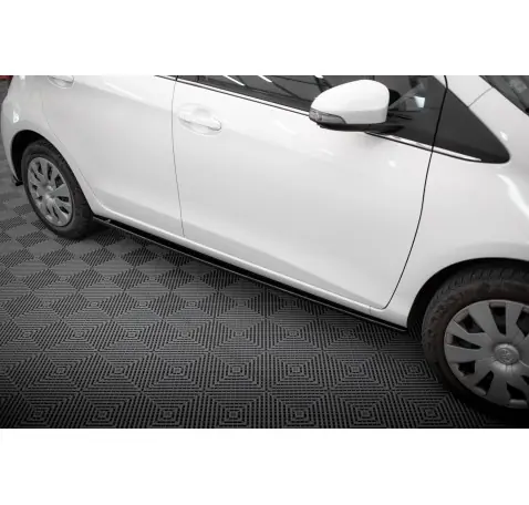 Rajouts Des Bas De Caisse Toyota Yaris Mk3 Facelift