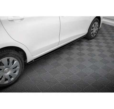 Rajouts Des Bas De Caisse Toyota Yaris Mk3 Facelift