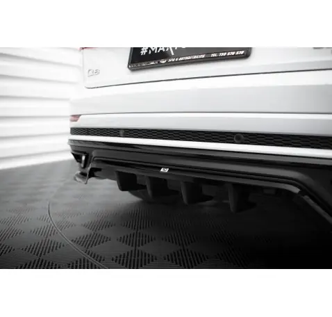 Arriere Splitter (avec une barre verticale) Audi Q8 S-Line Mk1