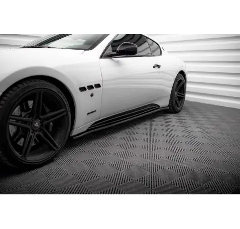 Rajouts Des Bas De Caisse Maserati Granturismo S Mk1