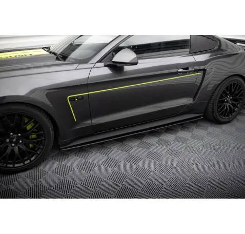 Street Pro Rajouts Des Bas De Caisse Ford Mustang GT Mk6