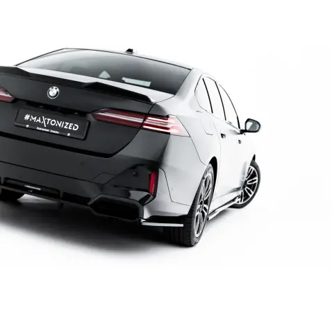 Arriere Splitter (avec une barre verticale) V.2 BMW 5 / i5 M-Pack Sedan / Touring G60 / G61