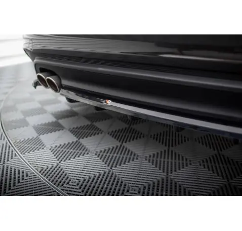 Arriere Splitter (avec une barre verticale) Jaguar XE X760 Facelift