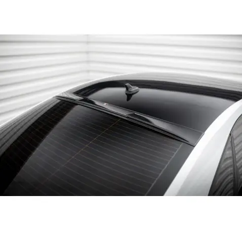 Le prolongement de la lunette arrière Volkswagen Passat GT B8 Facelift USA