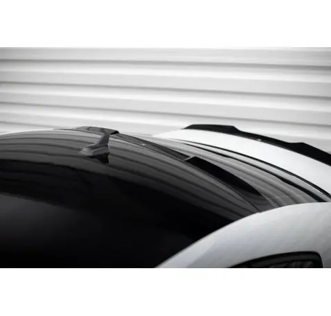 Le prolongement de la lunette arrière Volkswagen Passat GT B8 Facelift USA