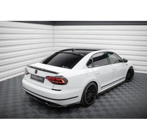 Le prolongement de la lunette arrière Volkswagen Passat GT B8 Facelift USA
