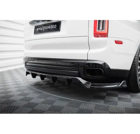 Arriere Splitter (avec une barre verticale) Rolls Royce Cullinan