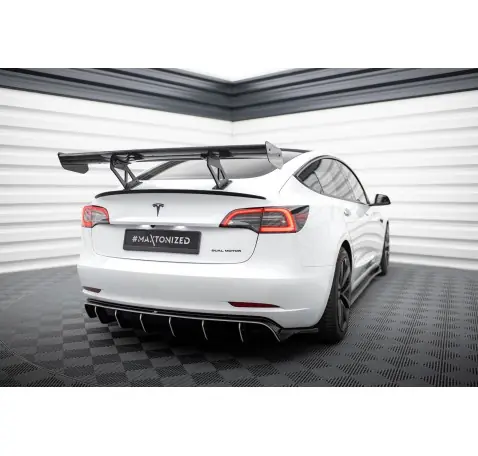 Carbon Spoiler Tesla Model 3