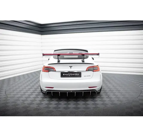 Carbon Spoiler + LED Tesla Model 3