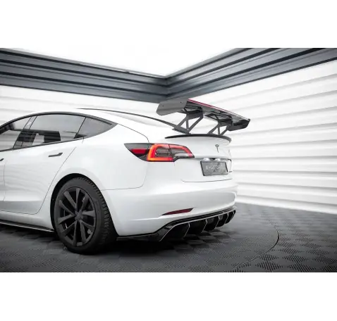 Carbon Spoiler + LED Tesla Model 3