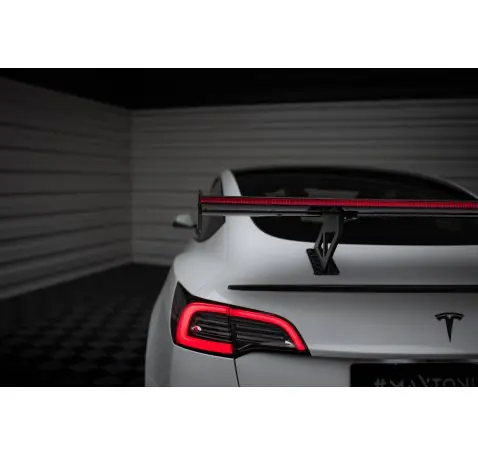 Carbon Spoiler + LED Tesla Model 3