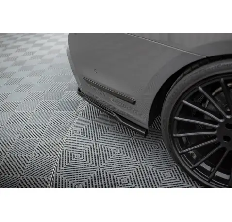 Arriere Splitter (avec une barre verticale) V.2 BMW 7 M-Pack G11 / G12 Facelift