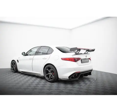Carbon Spoiler + LED Alfa Romeo Giulia Quadrifoglio