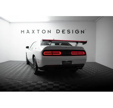 Carbon Spoiler + LED Dodge Challenger Mk3