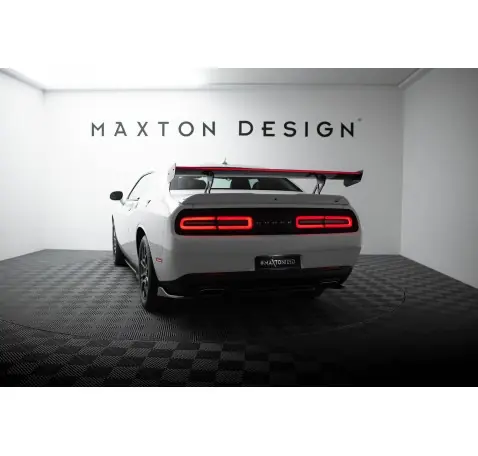 Carbon Spoiler + LED Dodge Challenger Mk3