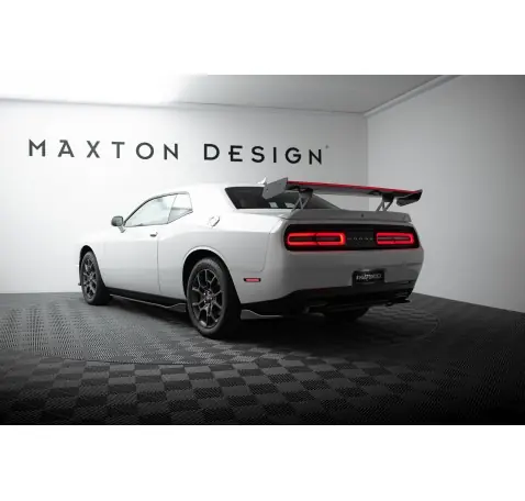 Carbon Spoiler + LED Dodge Challenger Mk3