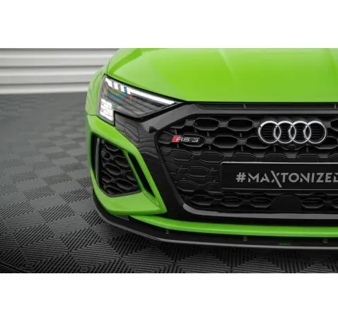 Set od Prepreg Carbon Splitters Audi RS3 8Y Sportback