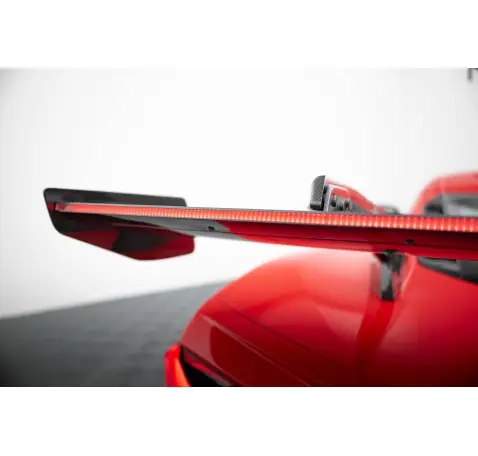 Carbon Spoiler + LED Chevrolet Corvette C8