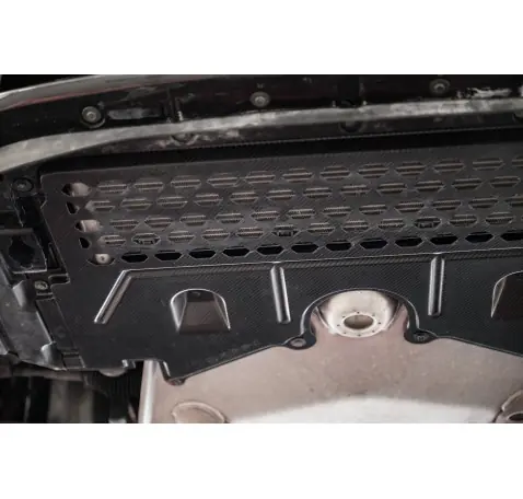 Carbon Fiber Engine Cover BMW M2 G87