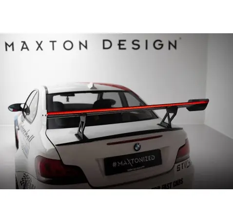 Carbon Spoiler With Internal Brackets Uprights V.1 + LED BMW 1 M E82