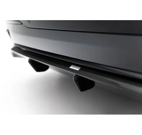 Fibre de Carbone Diffuseur Arrière BMW X7 M-Pack G07 Facelift (version without towbar)