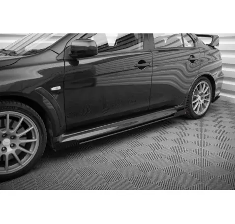Street Pro Rajouts Des Bas De Caisse + Flaps Mitsubishi Lancer EVO X Street Pro Rajouts Des Bas De Caisse + Flaps Mitsubishi Lancer EVO X