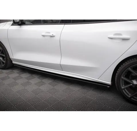 Rajouts Des Bas De Caisse V.3 Ford Focus ST / ST-Line Mk4 Facelift