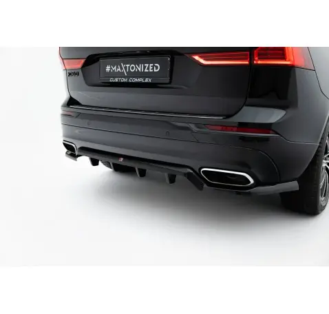 Arriere Splitter (avec une barre verticale) Volvo XC60 Mk2
