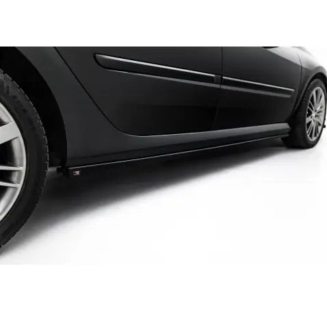 Rajouts Des Bas De Caisse Renault Laguna Hatchback GT Mk3