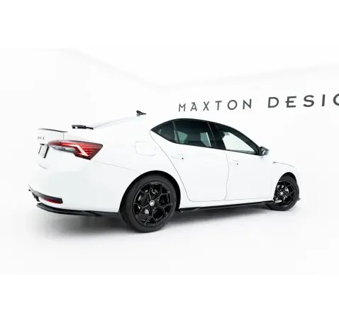 Rajouts Des Bas De Caisse Skoda Octavia Sportline Liftback / Combi Mk4 Facelift