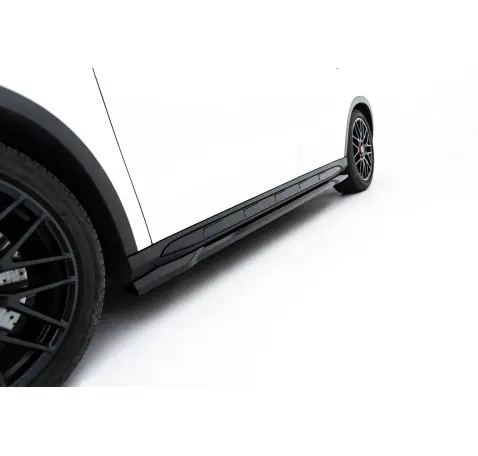 Rajouts Des Bas De Caisse Mercedes-Benz GLA 45 AMG X156 Facelift