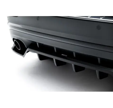 Arriere Splitter (avec une barre verticale) Mercedes-AMG GLA 35 H247 Facelift