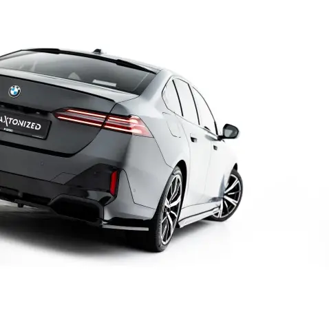 Arriere Splitter (avec une barre verticale) V.2 BMW 5 / i5 M-Pack Sedan / Touring G60 / G61