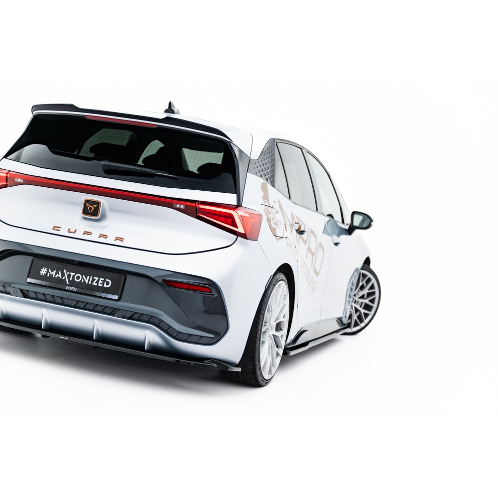 Arriere Splitter (avec une barre verticale) Cupra Born Mk1