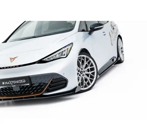 Street Pro Lame Du Pare-Chocs Avant + Flaps Cupra Born Mk1