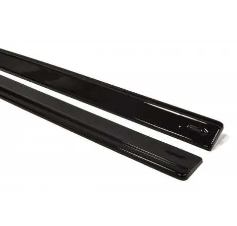 RAJOUTS DES BAS DE CAISSE POUR AUDI RS4 B5