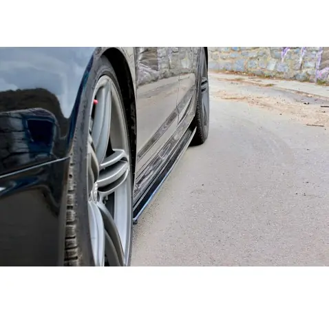 Rajouts Des Bas De Caisse Pour Audi RS6 C6