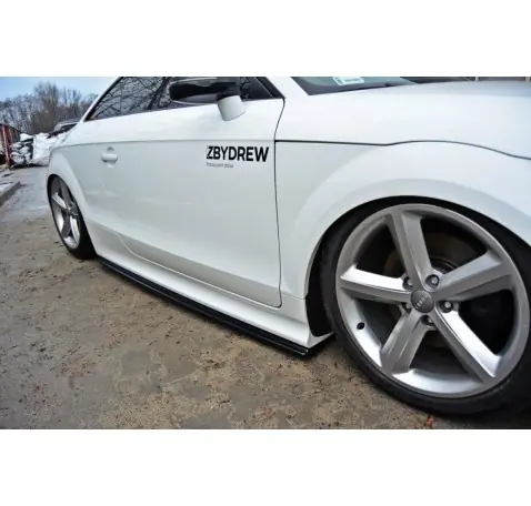 Rajouts Des Bas De Caisse Pour Audi TT RS 8J