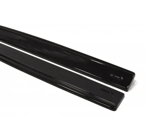 Rajouts Des Bas De Caisse Pour Audi TT RS 8J