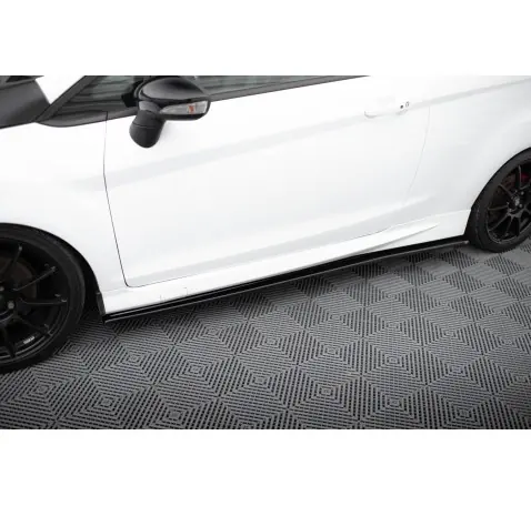 Rajouts Des Bas De Caisse Pour Ford Fiesta ST / ST-Line Mk7 / Mk7 Facelift